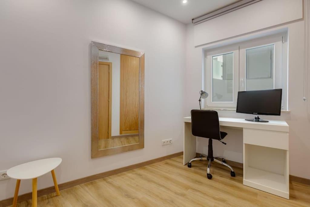Yollaapartment Lagos Extérieur photo